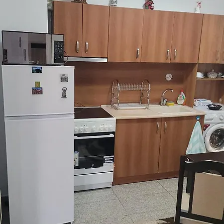 Lägenhet апаратът за гости нани